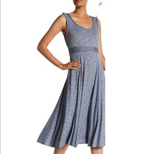 max studio midi dress